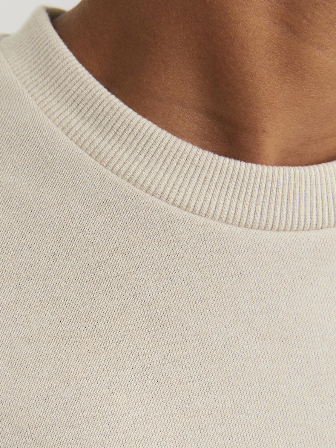 model_shot-detail